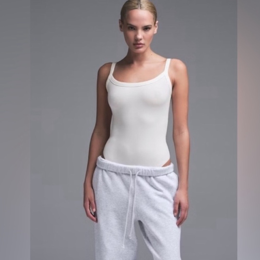 Skims Cotton Jersey Scoop Neck Bodysuit in Marble